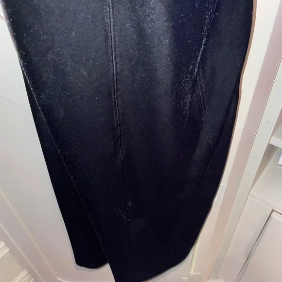 Sexy black velvet Marciano halter lace up back dress - Picture 3 of 7